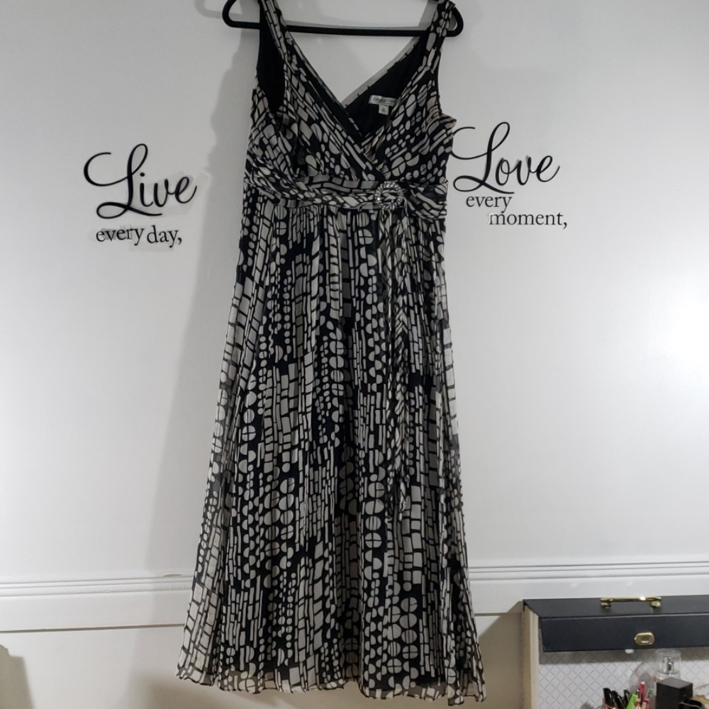 Coldwater Creek Black and white maxi dress - 189